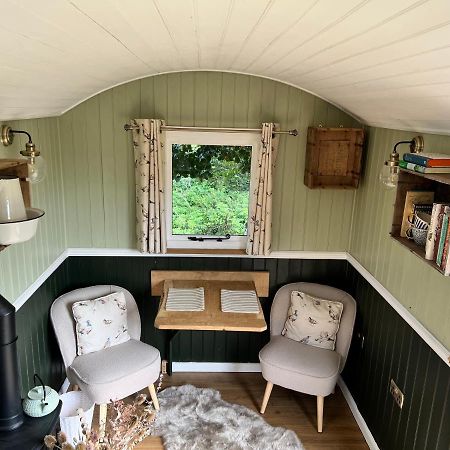 Stonehenge Campsite & Glamping Hotel Berwick St James Luaran gambar