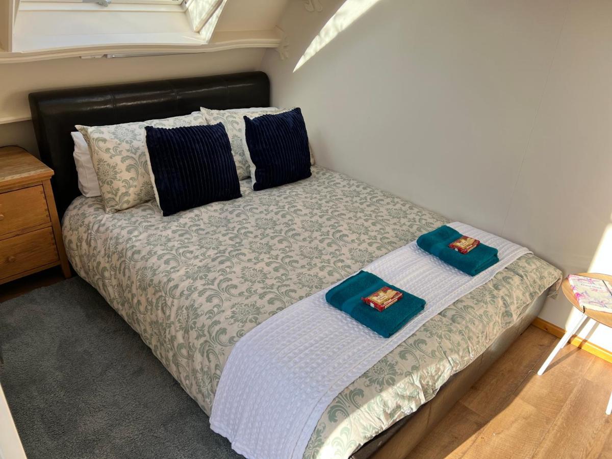 Stonehenge Campsite & Glamping Hotel Berwick St James Luaran gambar