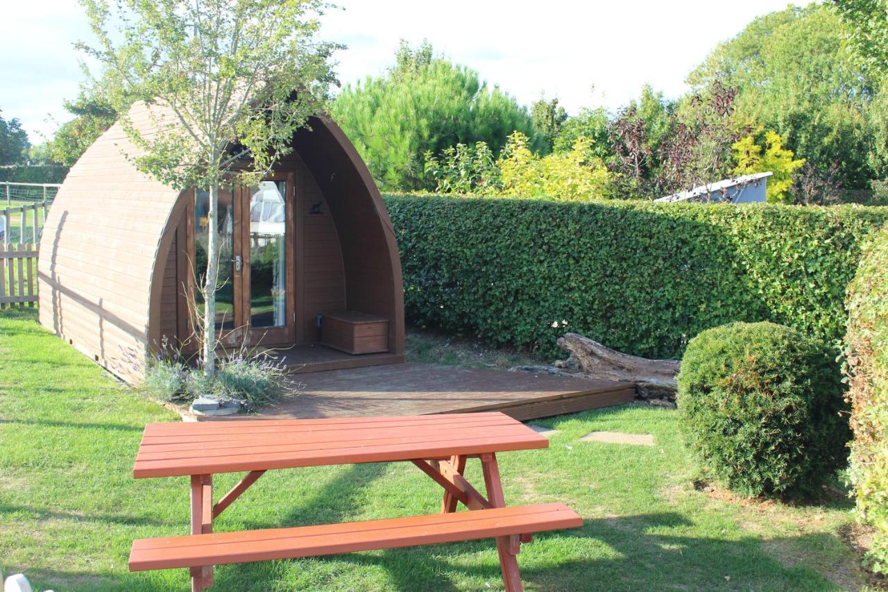Stonehenge Campsite & Glamping Hotel Berwick St James Luaran gambar