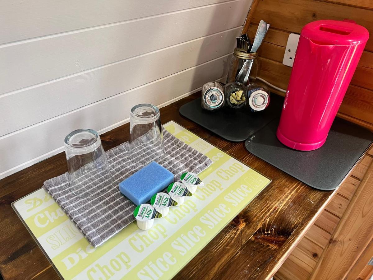 Stonehenge Campsite & Glamping Hotel Berwick St James Luaran gambar